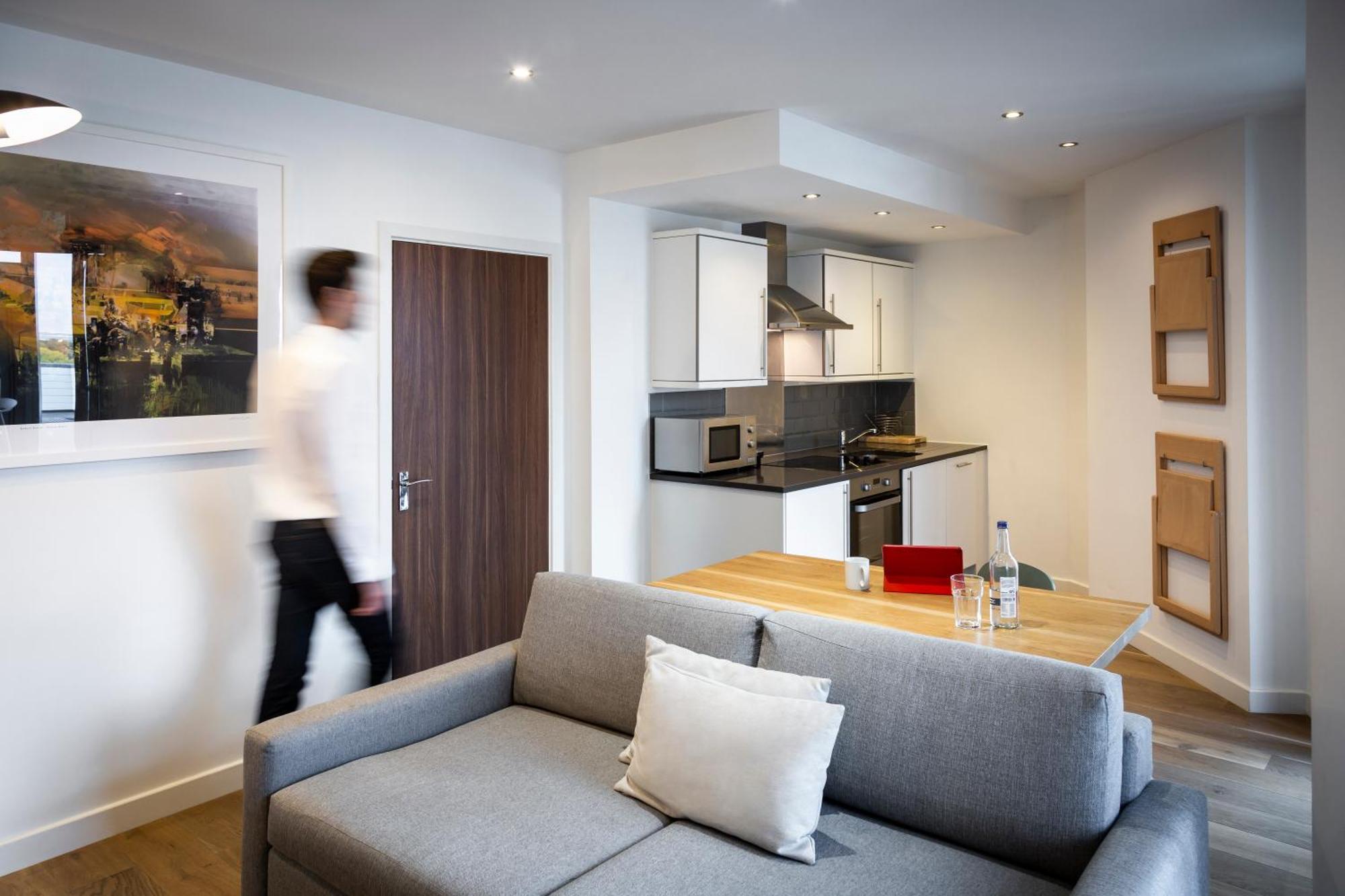 One-Bedroom Apartment
